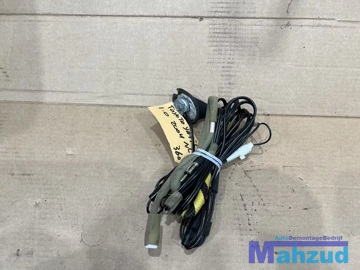 toyota-yaris-p1-antenne-voet-kabel-19992005 — foto 2