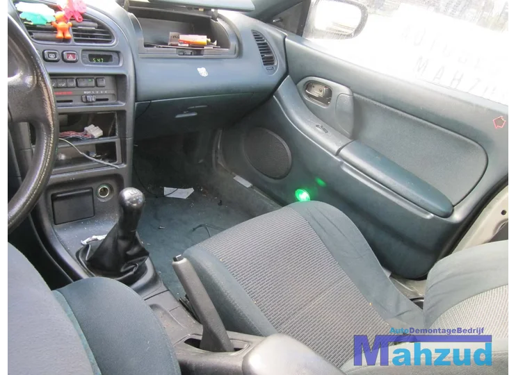 mazda-323-15i-15-i-16v-motorblok-z5-motor