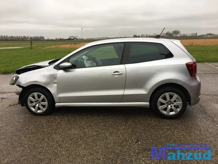 2011-vw-polo-6r-12-tdi-cfw-cfwa-la7w-onderdelen-demontage — foto 3