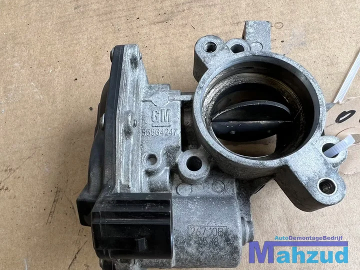 opel-corsa-d-13-cdti-gasklephuis-55564247-20052014 — foto 2