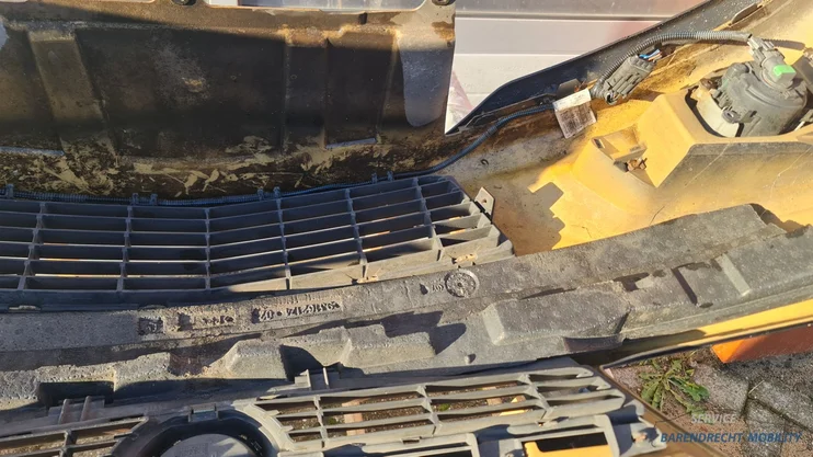voorbumper-opel-tigra-b-tt-twintop-voor-bumper-zwart-mistlampen-origineel-gebruikt — foto 13