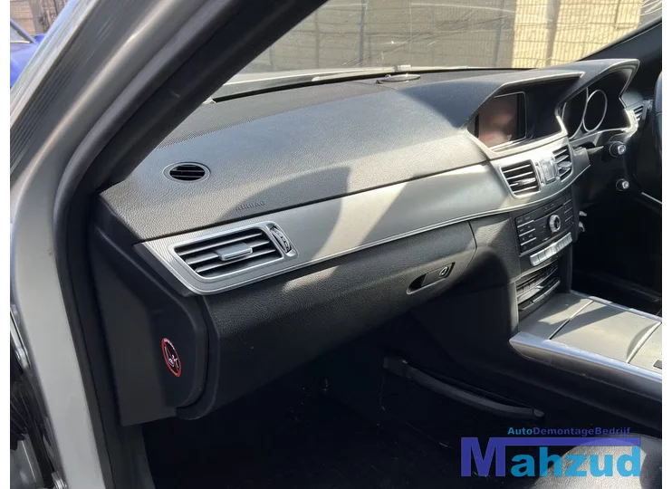 e-klasse-w212-dashboard-armsteun-asbak-luchtrooster-stuur