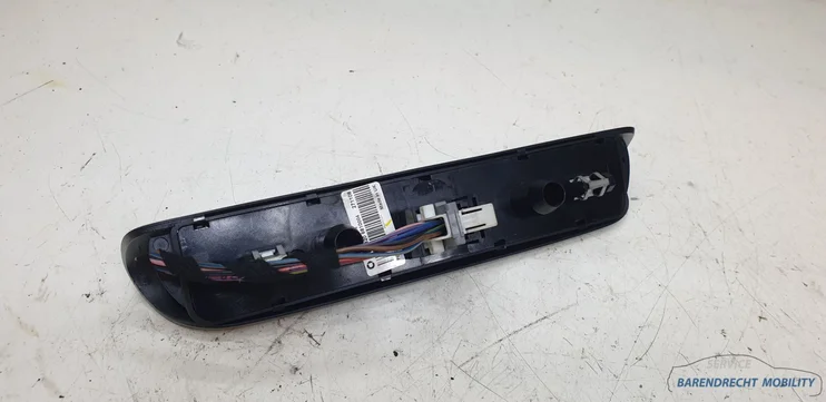 gevarenlicht-schakelaar-w451-smart-fortwo-cpv-451820681-origineel-gebruikt-2007-2015 — foto 2