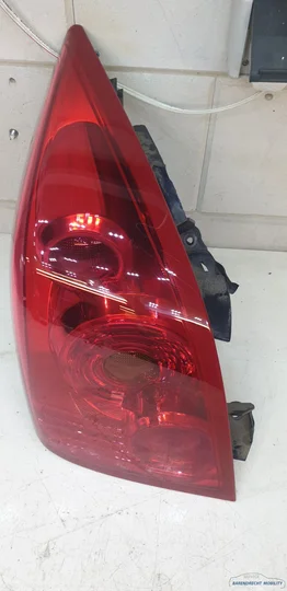 achterlicht-links-primera-nissan-hatchback-26555au210-bestuurderskant-orgineel-gebruikt-2002-2005 — foto 6