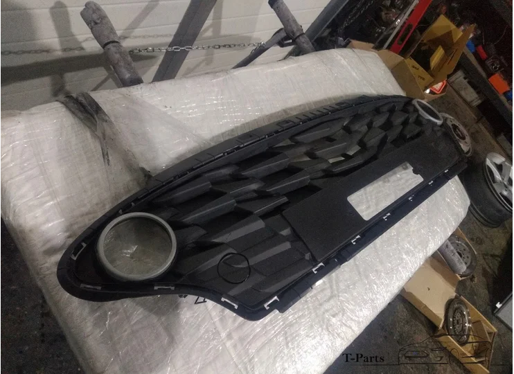 Hyundai i10 Kühlergrill NEUER Kühlergrill 21+ Stoßstange 86350-K7000