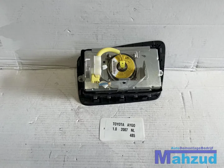 toyota-aygo-rechts-airbag-passagiers-dashboard-20062014 — foto 2