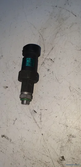 airco-druksensor-megane-scenic-renault-7700424025-origineel-gebruikt-1996-2003 — foto 2