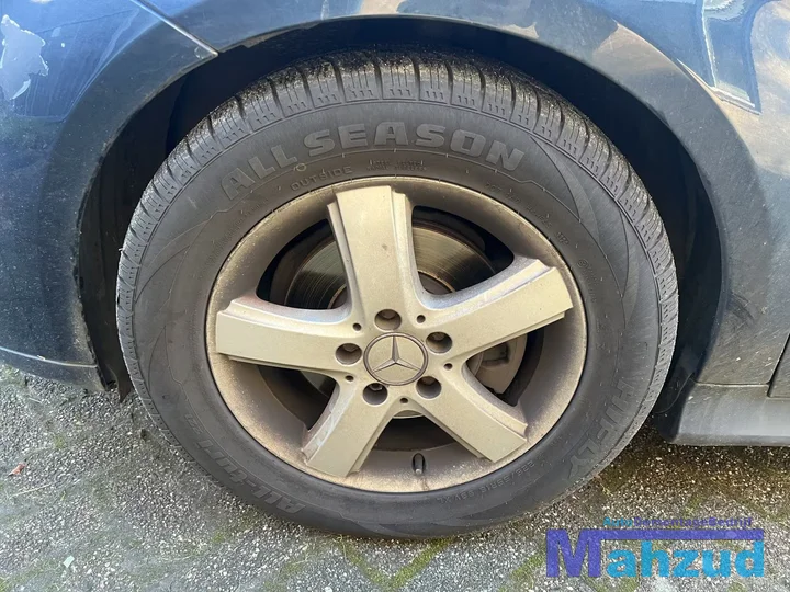 mercedes-b-klasse-w245-20-blauw-375-onderdelen-266960-motor — foto 41
