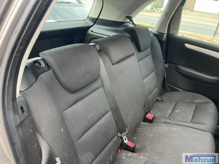2006-mercedes-b-klasse-w245-20-grijs-748-266960-demontage — foto 10