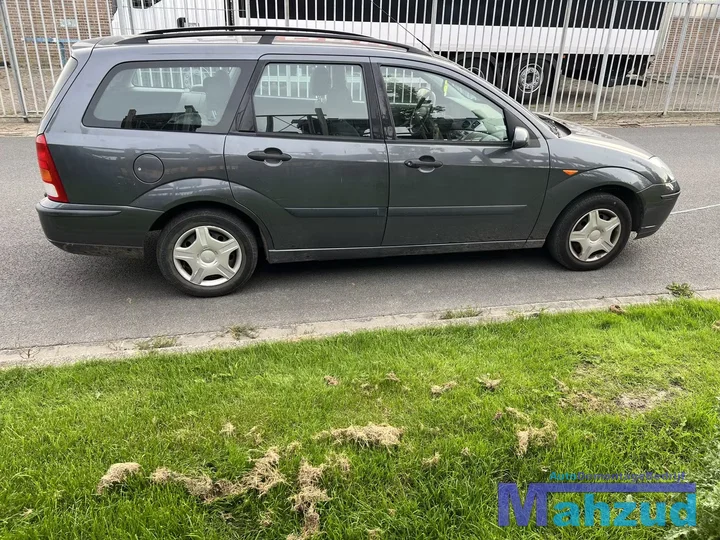 ford-focus-1-turnier-16-16v-demontage-station-onderdelen — foto 8