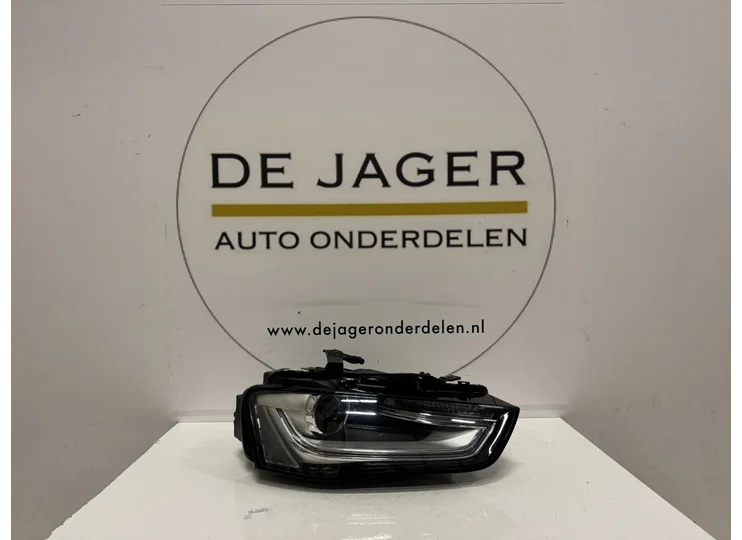AUDI A4 FACELIFT KOPLAMP RECHTS XENON LED 8K0941006C 
