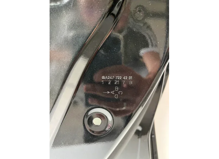 mercedes-gla-h247-portier-deur-rechtsvoor-beschadigd — foto 4