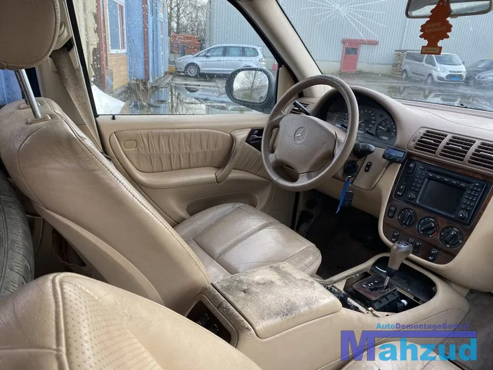 mercedes-ml-w163-beige-leer-links-rechts-stoel-19982005 — foto 5