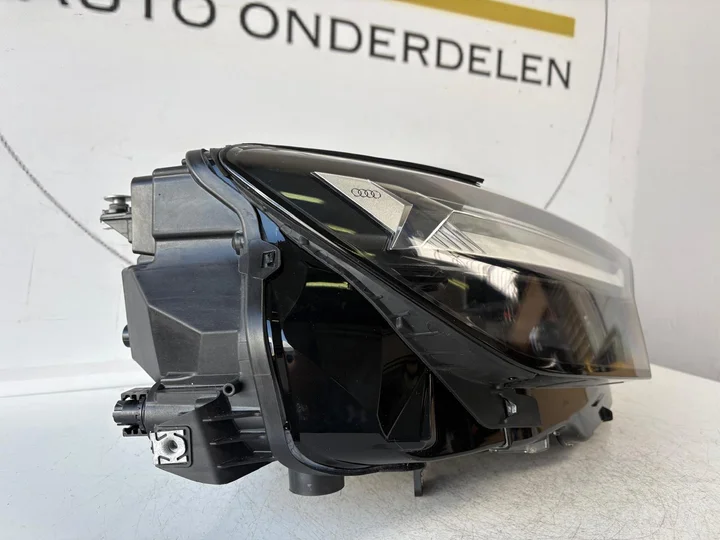audi-q4-etron-vol-led-koplamp-rechts-89a941034d — foto 6