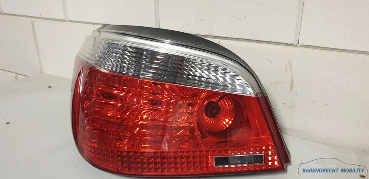 achterlicht-bmw-5-serie-e60-pre-facelift-7165737-links-bestuurderskant-origineel-sedan-nette-staat-gebruikt-2003-2007 — foto 6