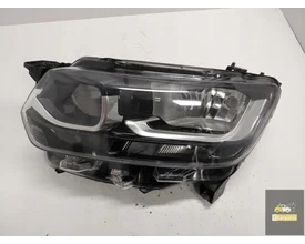 73278187-toyota-proace-city-lamp-links — foto 6
