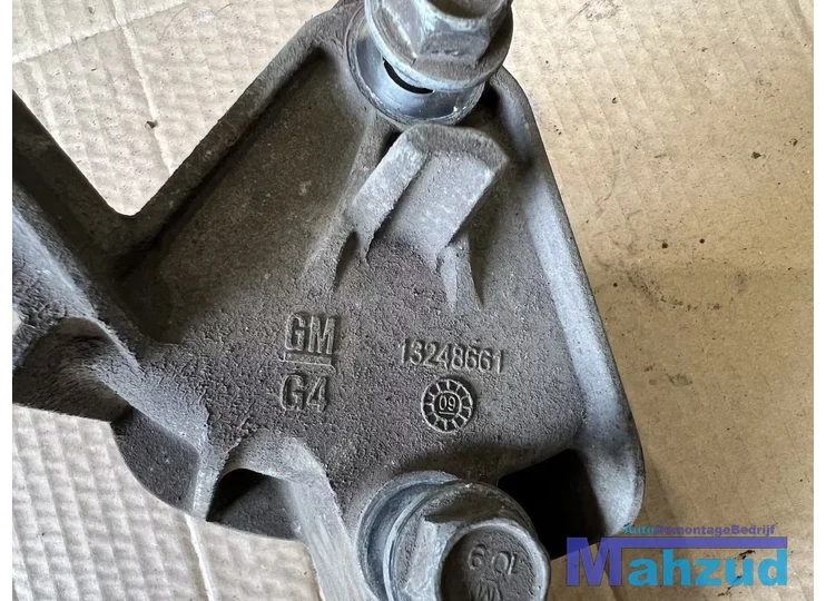 opel-astra-j-16-a16xer-motorsteun-versnellingsbak-steun-onder