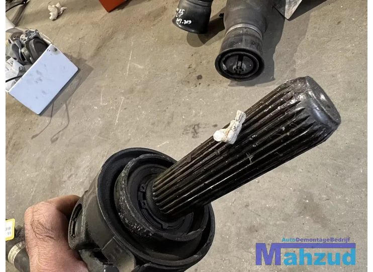 bmw-e46-cardanas-aandrijfas-320i-18-handbak-7519293ai01