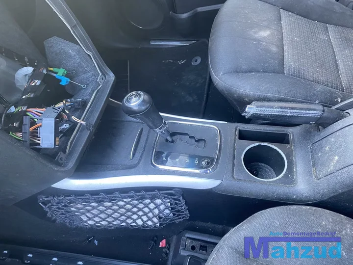 mercedes-bklasse-w245-middenconsole-armsteun-asbak-20052011 — foto 2