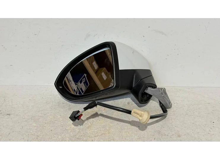 Volkswagen Touran 5T left outside mirror left
