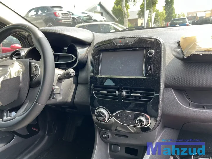 2016-renault-clio-4-onderdelen-grijs-tekng-demontage — foto 11