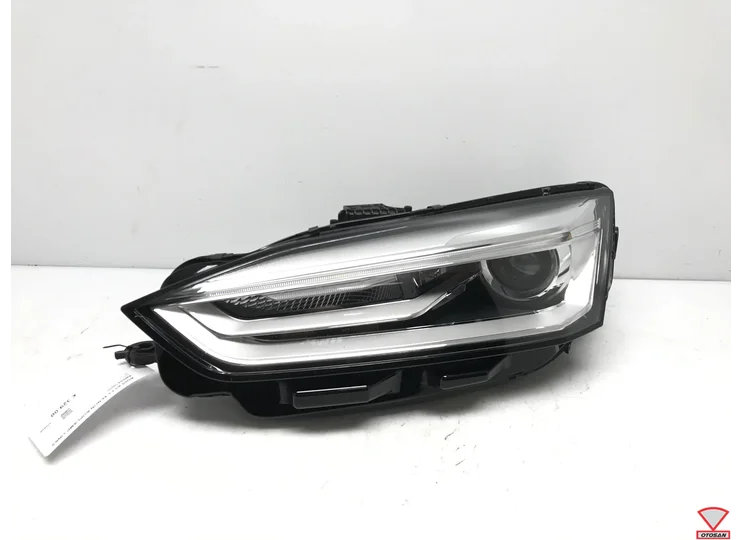 Audi A5 F5 2016+ Xenon Koplamp Links 8W6941005C