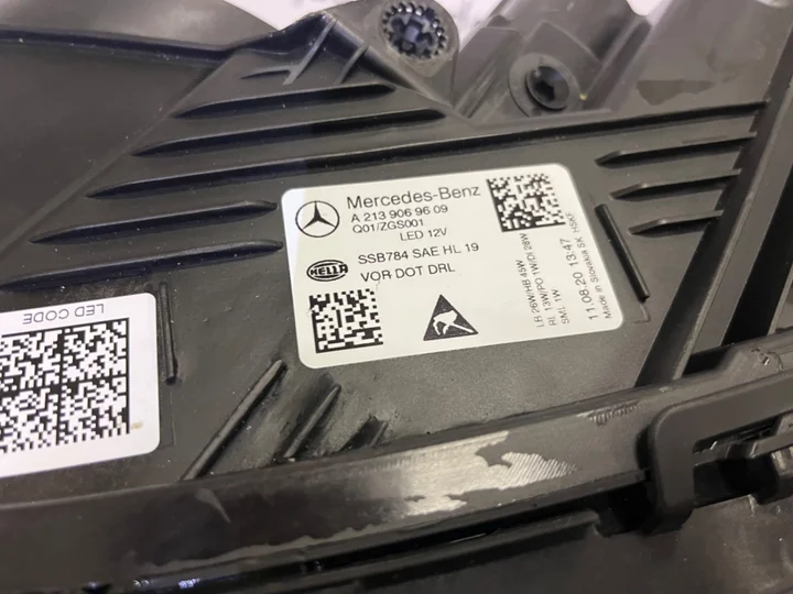 e-klasse-w213-facelift-high-performance-koplamp-a2139069509 — foto 6