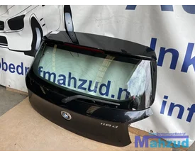 bmw-1-serie-f20-zwart-achterklep-compleet — foto 2