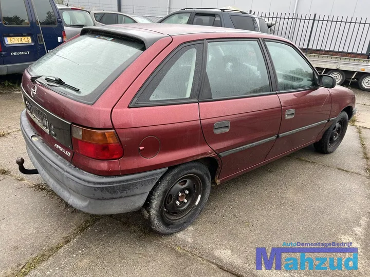 1994-opel-astra-f-hatchback-16i-bruin-z549-x16sz-onderdelen-demontage — foto 6