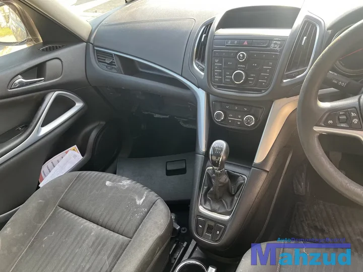 opel-zafira-c-tourer-14-turbo-a14net-b14net-41e-onderdelen — foto 19