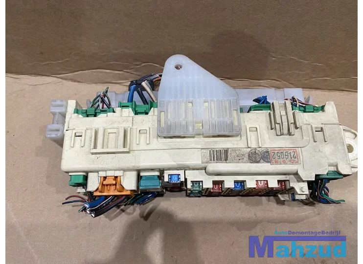 mazda-323-f-15-zekeringkast-zekeringenkast-bc6c-5f23a