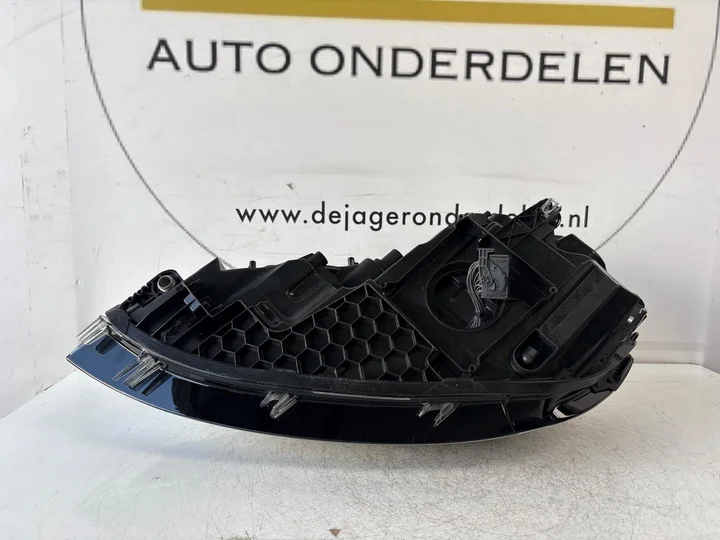 golf-vii-7-75-facelift-vol-led-koplamp-rechts-5g1941036 — foto 8