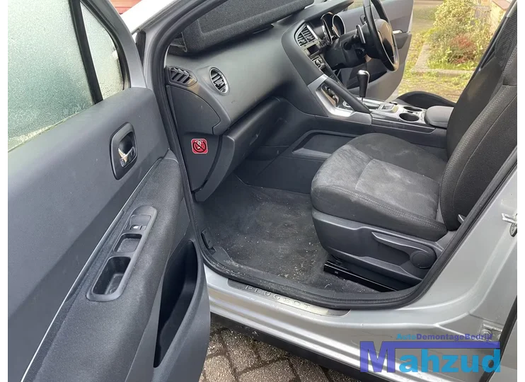 2010-peugeot-3008-16-hdi-dv6ted4-ezrc-onderdelen-demontage