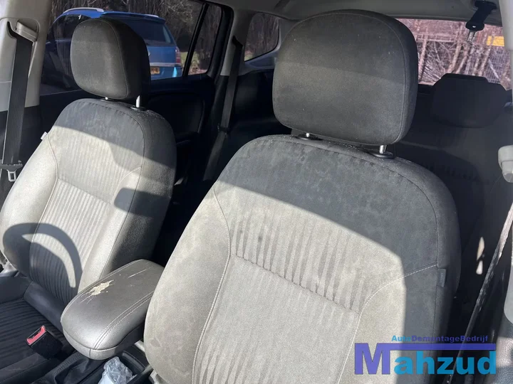 opel-zafira-c-tourer-14-turbo-a14net-b14net-41e-onderdelen — foto 21