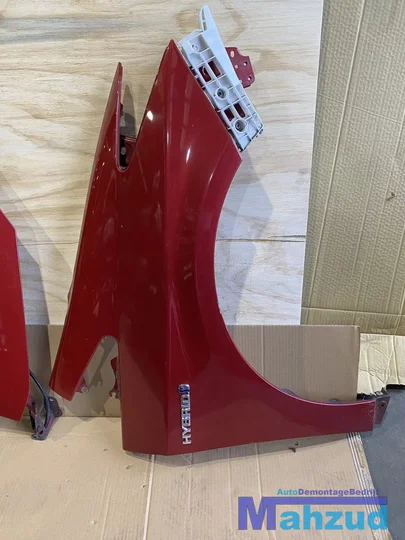 2012-toyota-prius-rood-voorkop-voorfront-20082014 — foto 23