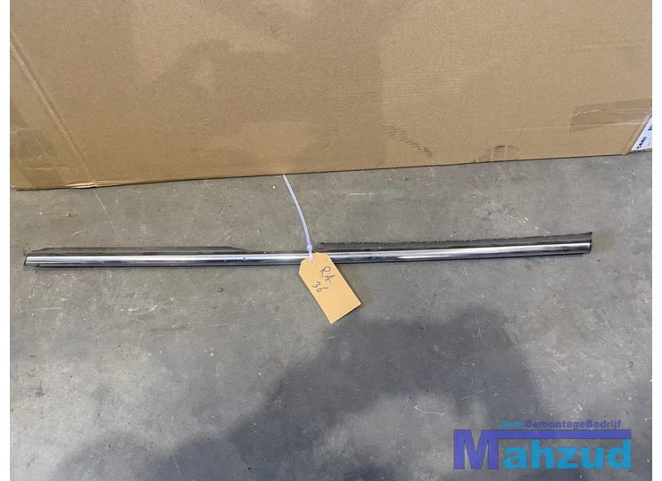 MINI COOPER ONE R52 rechts achter chrome sierstrip 2004-2008