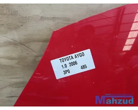 toyota-aygo-rood-3p0-motorkap-20052014 — foto 2
