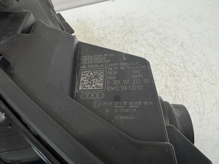 audi-a4-b9-facelift-led-koplamp-rechts-8w0941012-2020 — foto 8