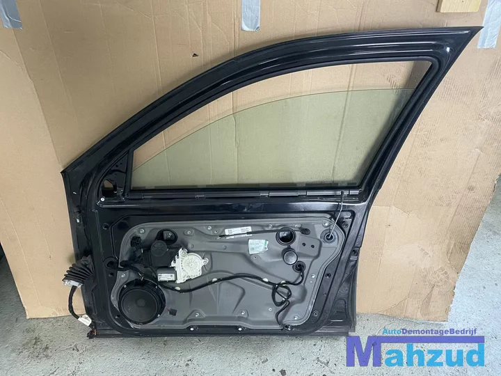 vw-golf-4-zwart-lc9z-rechts-voor-deur-portier-19982003 — foto 4