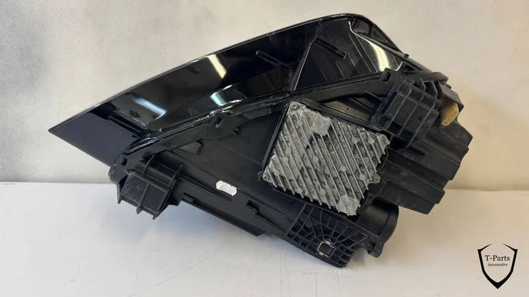 audi-q2-koplamp-links-lamp-81a941035 — foto 8