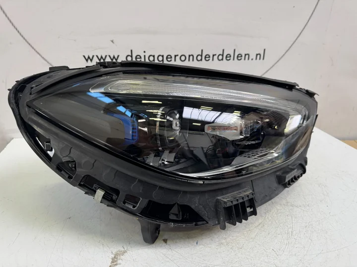 mercedes-c-klasse-w206-digital-light-koplamp-a2069063003 — foto 3
