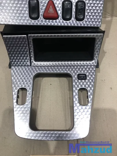 mercedes-slk-r170-middenconsole-pookhuis-asbak-radioframe — foto 3