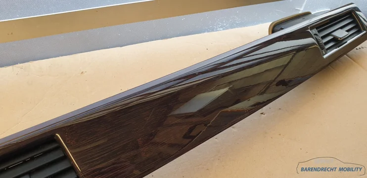 sierlijst-hout-ventilatierooster-e60-e61-5-serie-bmw-dashboard-origineel-gebruikt-2003-2009 — foto 4
