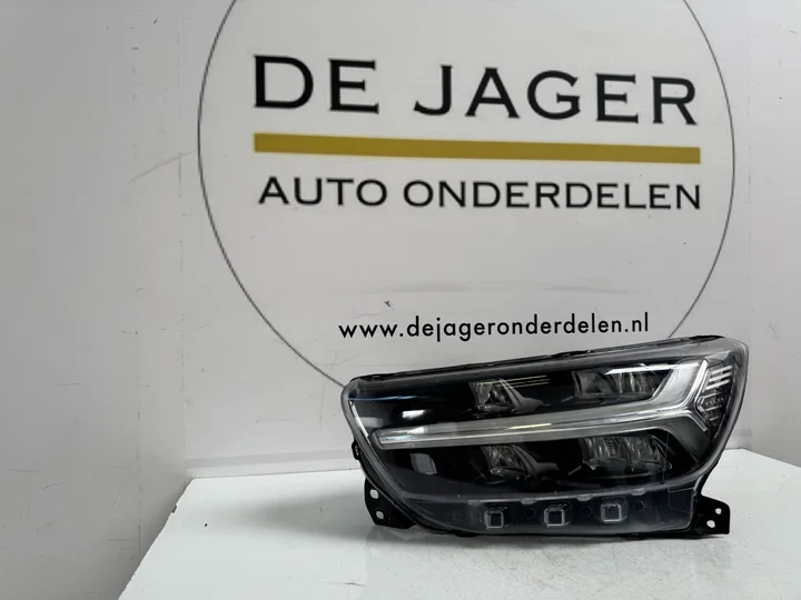 volvo-xc40-xc-40-full-led-koplamp-links-31655635 — foto 2