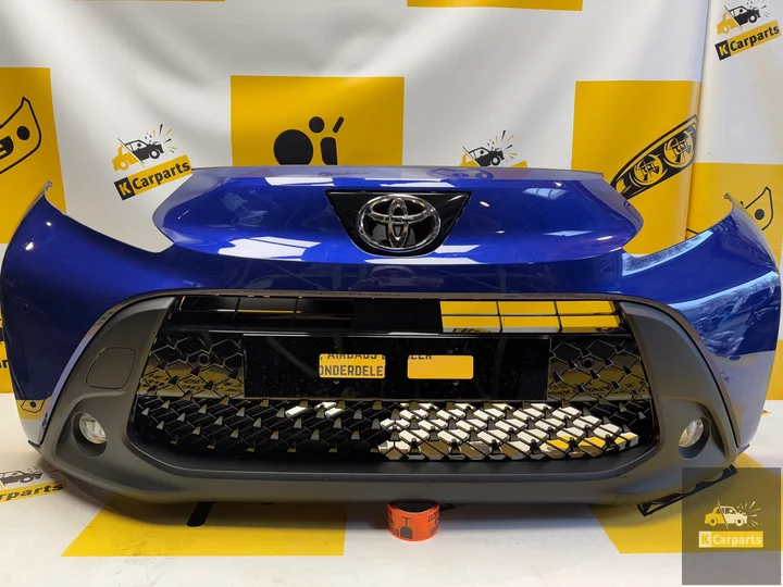toyota-aygo-x-voorbumper-origineel-compleet-nieuw-met-pdc — foto 9