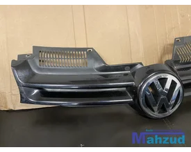 vw-golf-5-grille-logo-20032009 — foto 4
