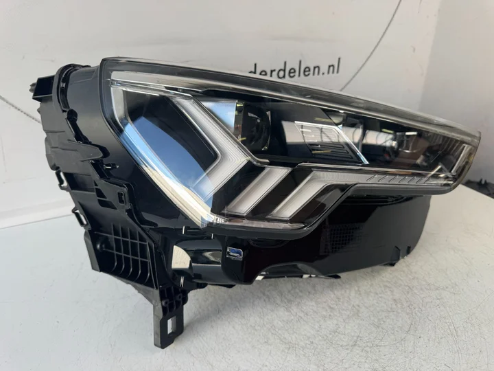 audi-q3-sq3-f3-83a-vol-led-koplamp-links-83a941034 — foto 3
