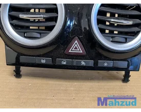 opel-corsa-d-middenconsole-zwart-luchtrooster-midden-20052014 — foto 4