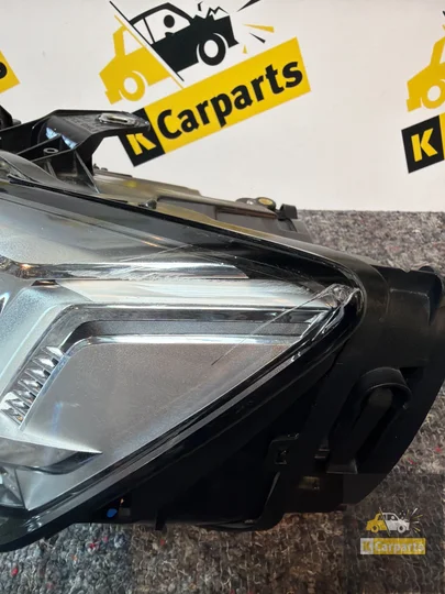 koplamp-audi-q2-81a-voll-led-links-81a941033-origineel — foto 6