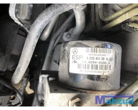 2002-mercedes-clk-200-18-compressor-c209-demontage-sloop — foto 17